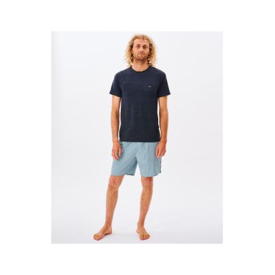 2. T-Shirt RIP CURL Vaporcool Seamless Tee czarny