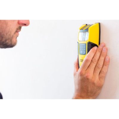 7. Stanley FMHT0-77407 niwelator obrotowy
