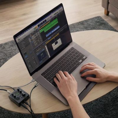 16. Podstawka pod laptopa Spigen SlimFold LD201-S8 pod laptop - szara