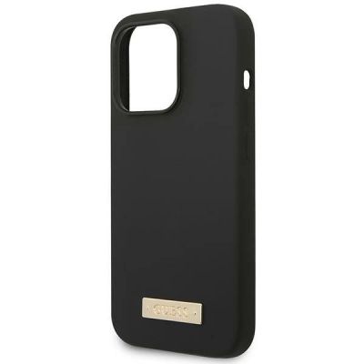6. Etui Guess Silicone Logo Plate MagSafe na iPhone 14 Pro - czarne
