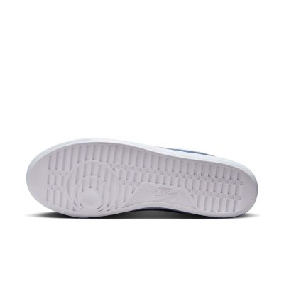 4. Buty Nike NSW Tiempo Trainer 644843-403