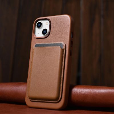 15. iCarer Case Leather pokrowiec etui z naturalnej skóry do iPhone 14 Plus brązowy (kompatybilne z MagSafe)