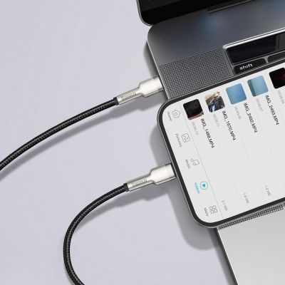 9. Kabel Baseus Cafule Series Metal Data USB-C / Lightning 20W PD 1 m - czarny