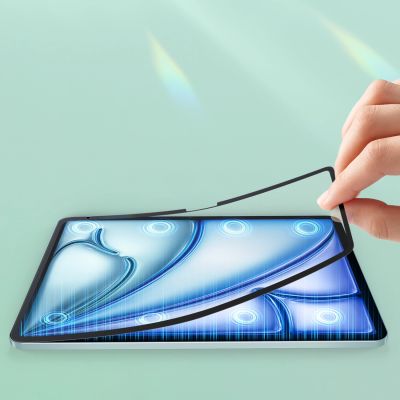 8. Folia ochronna Dux Ducis Naad Paperlike matowa na iPad Air 11" (2024/2025) - z czarną ramką