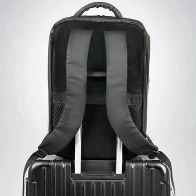 4. Plecak wodoodporny na laptopa Vention KRP 18l czarny