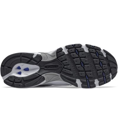 12. Buty New Balance M MR530SG