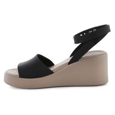 7. Sandały Crocs Brooklyn Ankle Strap Wedge W 209406-07H