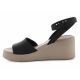 7. Sandały Crocs Brooklyn Ankle Strap Wedge W 209406-07H