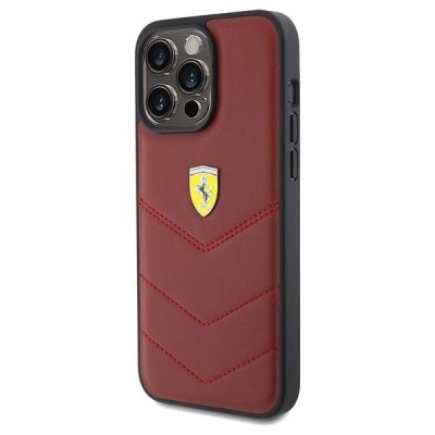2. Etui Ferrari Leather Stitched Lines na iPhone 15 Pro Max - czerwone