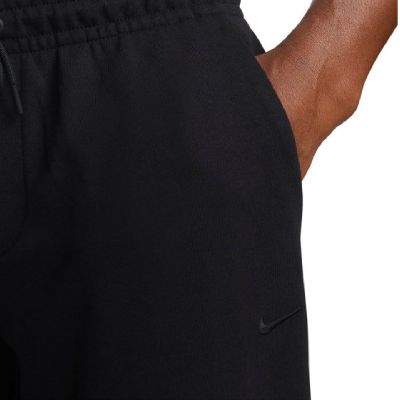 3. Spodnie dresowe męskie Nike Primary Fleece Dri-FIT UV Jogger Pants Czarne - FZ0975-010