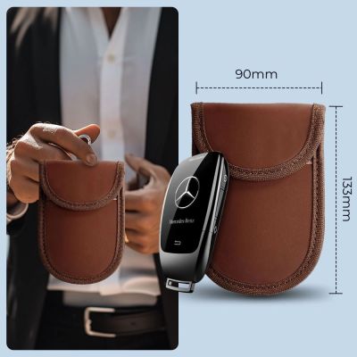 6. Etui na kluczyki samochodowe Tech-Protect KLR100 blokujące RFID- brązowe