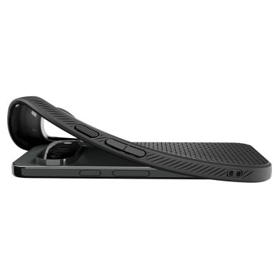 6. Etui Spigen Liquid Air na Google Pixel 11 Pro XL - czarne