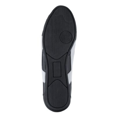 5. Buty  treningowe do sportów walki Black DBX Bushido czarne