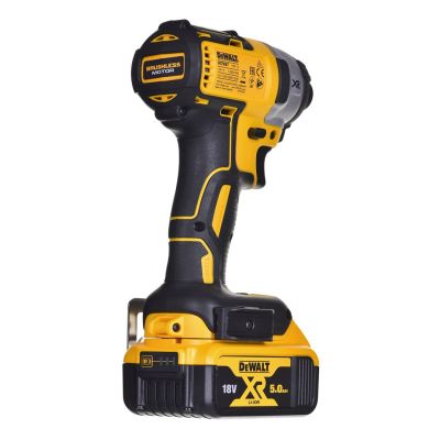 7. ZESTAW ELEKTRONARZĘDZI COMBO DEWALT DCK623P3-QW (DCF887+DCS367+DCG405+DCS570+DCD796+DCL050)