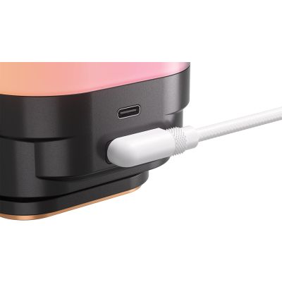 3. Corsair iCUE LINK TITAN 240 RX LCD Procesor Chłodnica cieczy all-in-one 12 cm Biały 1 szt.