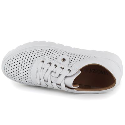 3. Skórzane półbuty damskie ażurowe białe Vinceza 79629