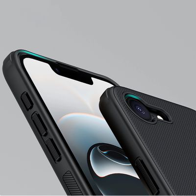 13. Etui Nillkin Super Frosted Shield Pro Magnetic na iPhone 16e / 17e - czarne