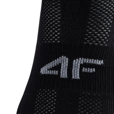 2. Skarpety dla chłopca 4F FNK M261 głęboka czerń 4FJWMM00UFSOM261 20S