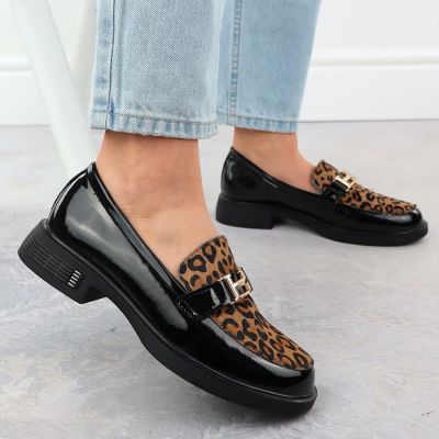 7. Skórzane półbuty w panterkę lordsy lakierowane czarne Vinceza  66790