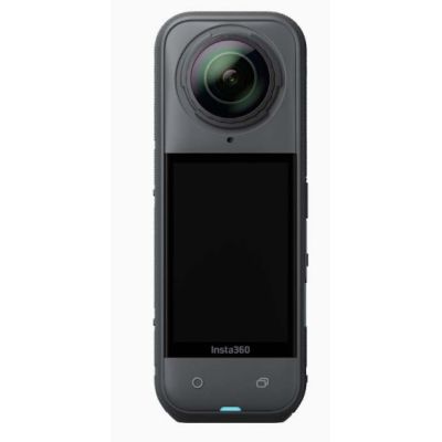 6. Kamera Insta360 X5 Standard Bundle
