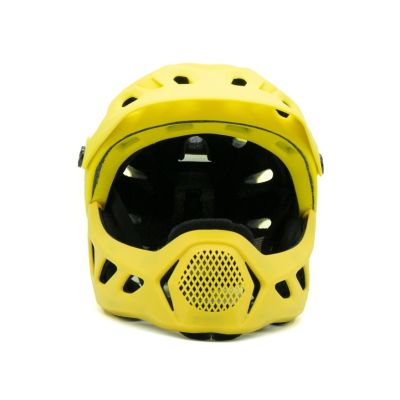 8. Kask szczekowy Motus MOTHAM20Y CB-49 rozmiar M/L