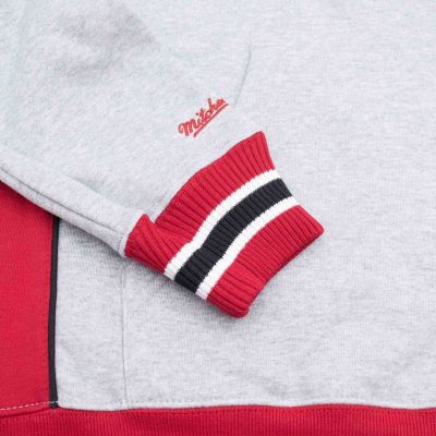 4. Bluza z kapturem Mitchell & Ness Pinnacle Heavyweight Fleece NBA Miami Heat