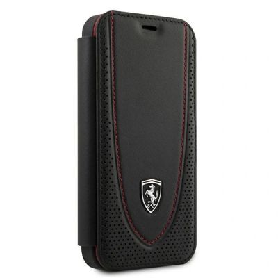 3. Etui Ferrari Off Track Perforated na iPhone 12 mini - czarne