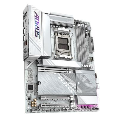 3. Płyta główna MB AMD X870E SAM5 ATX GIGABYTE