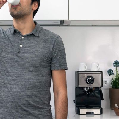 2. Ekspres ciśnieniowy kolbowy Black+Decker BXCO1200E (1200W)