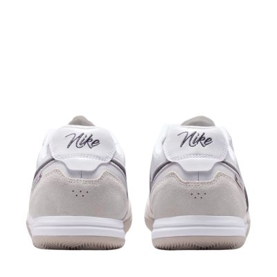 3. Buty piłkarskie Nike Tiempo Streetgato HQ7017 101