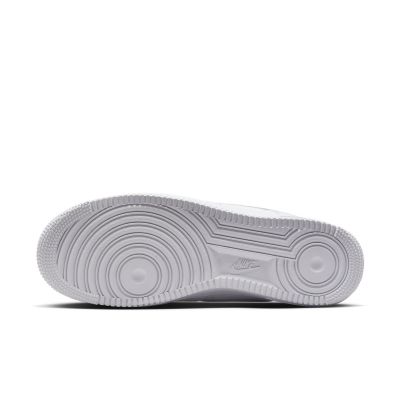 4. Buty Nike Air Force 1 '07 M FJ4146-116