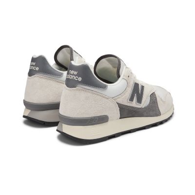 10. Buty New Balance M M475VTA