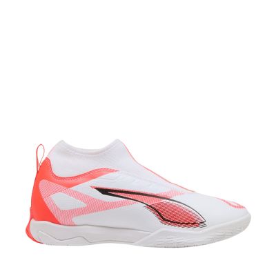 7. Buty piłkarskie Puma Ultra 5 Match+ LL IT Jr 108353 01