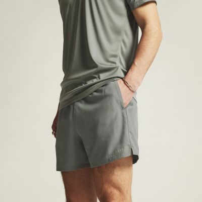 6. Męskie Spodenki CORE ESSENCE SHORTS 2 M