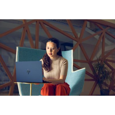 11. HP EliteBook Ultra G1i Next Gen AI PC Copilot+ PC Intel Core Ultra 5 228V Laptop 35,6 cm (14") 2.8K 32 GB LPDDR5x-SDRAM 512 GB SSD Wi-Fi 7 (802.11be) Windows 11 Pro Niebieski