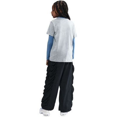 7. Koszulka dla dzieci Nike Sportswear szara FZ5178 064