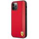 2. Etui Ferrari On Track Carbon Stripe na iPhone 12 Pro Max - czerwone