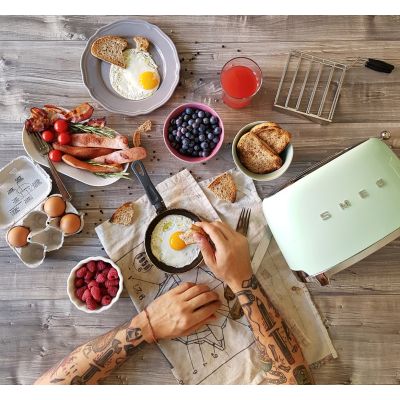 16. Toster SMEG TSF01PGEU pastelowy zielony