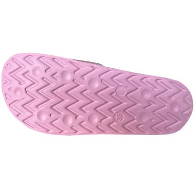 8. Klapki Lee Cooper W LCW-24-42-2488LA