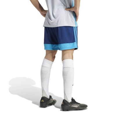 3. Spodenki adidas Tiro Essentials M JV7959