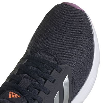 4. Buty do biegania adidas Galaxy 6 W GW4137