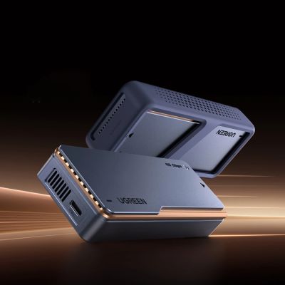 7. Obudowa Ugreen D703 na dysk USB4 40Gb/s M.2 NVMe SSD z chłodzeniem aktywnym - szara