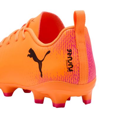 4. Buty piłkarskie Puma Future 8 Play FG/AG Jr 108622 03