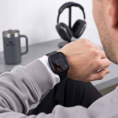 9. Etui Tech-Protect Defense Privacy na Apple Watch 42 mm