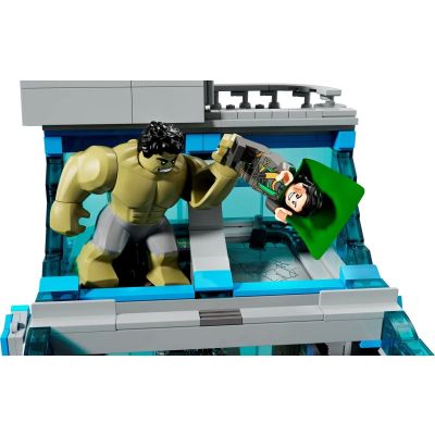7. LEGO Super Heroes 76269 Wieża Avengersów