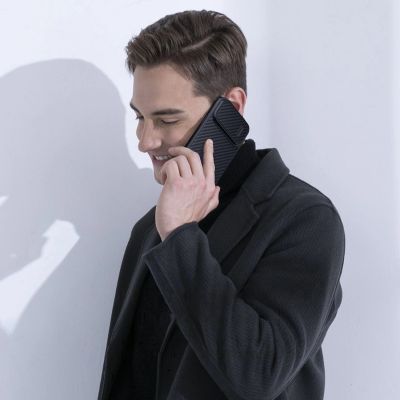 16. Nillkin Synthetic Fiber S Case etui iPhone 14 Pro z osłoną na aparat czarny