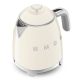5. Czajnik SMEG KLF05CREU mini 0,8L creme