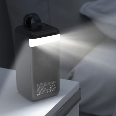 6. Powerbank Wozinsky W8-B 50000mAh 30W 2xUSB-A i 2xUSB-C i USB micro z latarką - czarny