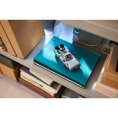 8. LEGO Speed Champions 77256 DMC DeLorean