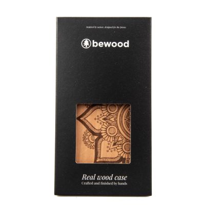 5. Etui Bewood Mandala Jabłoń drewniane na iPhone 14 Plus - jasnobrązowe